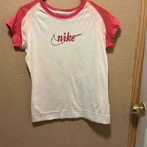 Nike top